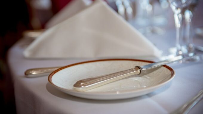 The Modern Gentleman’s Guide to Impeccable Table Manners in 2026