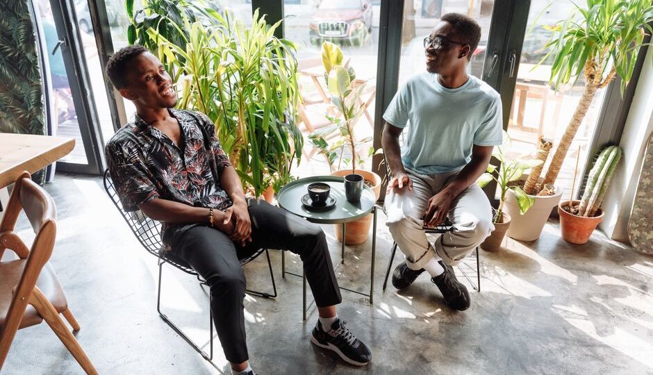 Mastering the Art of Conversation: The Key to Charismatic Living in 2026